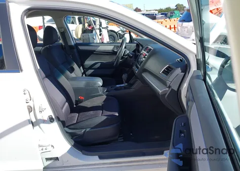 2015 Subaru Legacy 2.5I Premium из США, поврежденный, VIN 4S3BNAC62F3027451